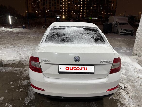 2015 Skoda Octavia III (A7), белый, 980000 рублей - вид 6
