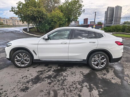 2021 BMW X4 20d II (G02) Рестайлинг, белый, 6100000 рублей, вид 3