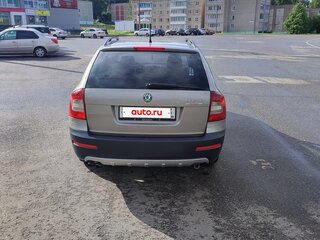 2011 Skoda Octavia Scout II (A5) Рестайлинг, серебристый, 850000 рублей, вид 3
