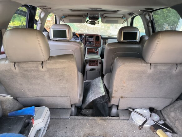 2002 Cadillac Escalade II, чёрный, 1199000 рублей - вид 17