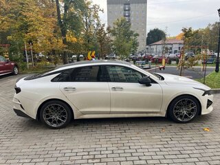 2021 Kia K5 III, белый, 2650000 рублей, вид 3