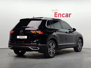 2022 Volkswagen Tiguan II Рестайлинг, чёрный, 2700000 рублей, вид 3