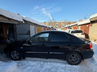 2006 Kia Cerato I Рестайлинг, чёрный, 625000 рублей, вид 3