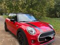 2020 Mini Hatch Cooper III (F55/F56) Рестайлинг, красный, 3500000 рублей - вид 2