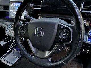 2016 Honda Stepwgn Spada V, чёрный, 1780000 рублей, вид 5