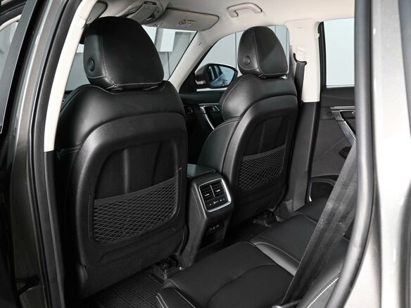 2023 Geely Atlas Pro, серый, 1669000 рублей - вид 10