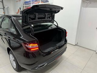 2026 Lada (ВАЗ) Vesta I Рестайлинг (NG), чёрный, 1730000 рублей, вид 4