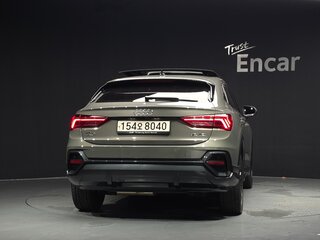 2020 Audi Q3 Sportback 35 TDI DFGA II (F3), коричневый, 2899000 рублей, вид 4