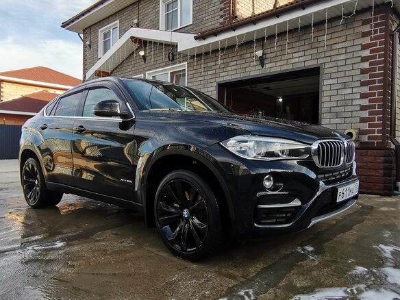 2015 BMW X6 50i II (F16), чёрный, 3999999 рублей - вид 5