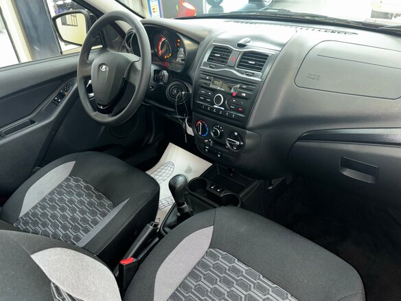 2025 Lada (ВАЗ) Granta Cross I Рестайлинг, красный, 1245000 рублей - вид 15