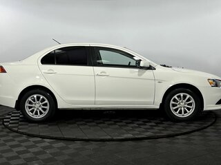 2013 Mitsubishi Lancer X Рестайлинг, белый, 995000 рублей, вид 5