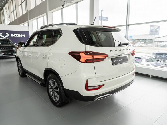 2024 KGM Rexton, белый, 5890000 рублей - вид 5