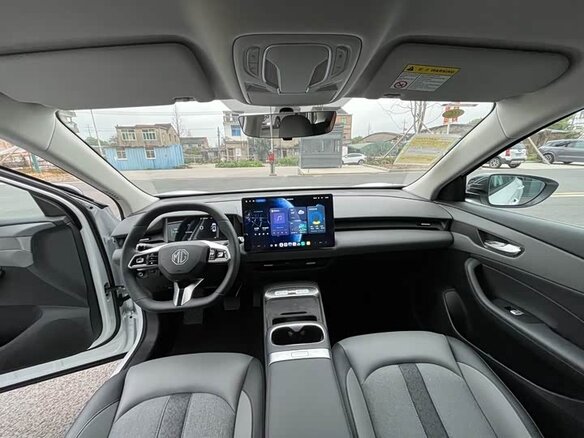 2025 MG ES5 62.2 kWh, белый, 1700202 рублей - вид 2