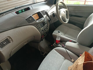 2002 Toyota Prius I Рестайлинг (XW10), серебристый, 230000 рублей, вид 5
