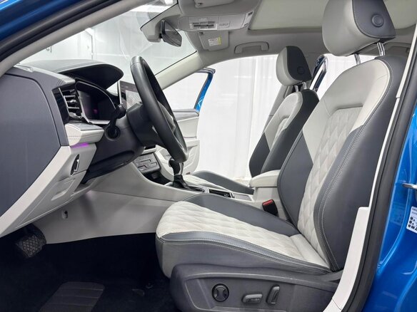 2023 Volkswagen Sagitar III Рестайлинг, синий, 1430000 рублей - вид 7