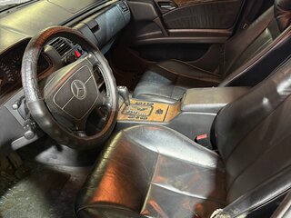 1999 Mercedes-Benz E-Класс 280 II (W210, S210), серебристый, 360000 рублей, вид 5