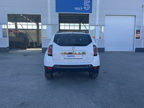 2016 Renault Duster I Рестайлинг, белый, 849000 рублей - вид 5