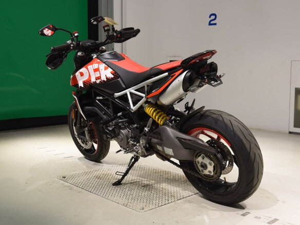 2020 Ducati Hypermotard, красный, 1060000 рублей - вид 4