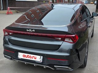 2022 Kia K5 III, серый, 2500000 рублей, вид 2