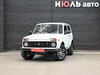 2014 Lada (ВАЗ) 2121 (4x4) I Рестайлинг, белый, 400000 рублей, вид 1
