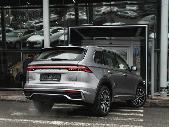 2026 Geely Monjaro I Рестайлинг, серебристый, 4553999 рублей - вид 6