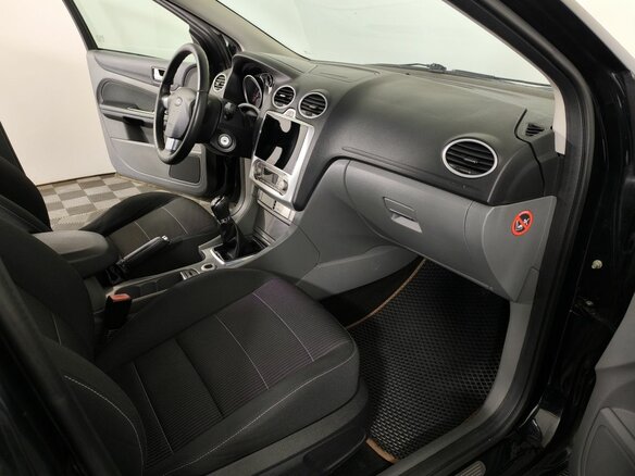 2008 Ford Focus II Рестайлинг, чёрный, 505000 рублей - вид 9