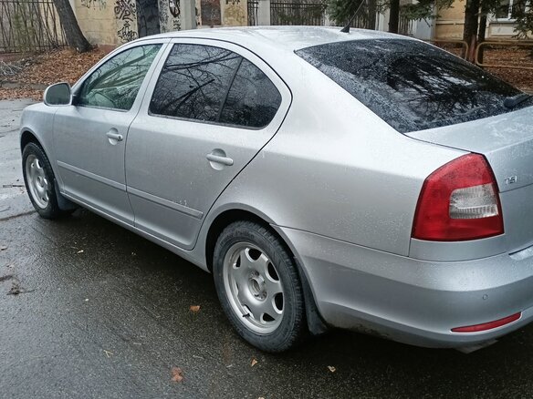 2011 Skoda Octavia II (A5) Рестайлинг, серебристый, 840000 рублей - вид 6