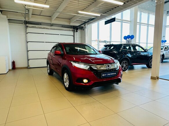 2018 Honda Vezel I Рестайлинг, красный, 1999900 рублей - вид 8