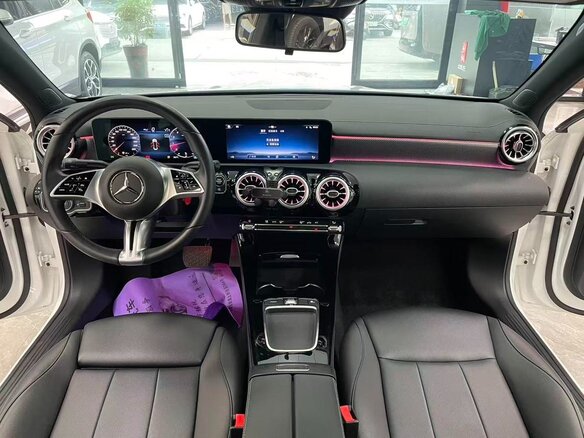 2023 Mercedes-Benz A-Класс 180 Long IV (W177) Рестайлинг, белый, 1620000 рублей - вид 12