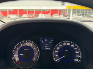 2013 Hyundai Solaris I, белый, 1199999 рублей, вид 4