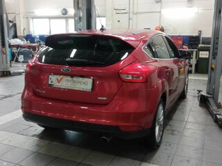 2018 Ford Focus III Рестайлинг, красный, 1210000 рублей, вид 3