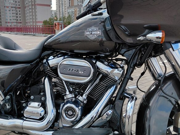 2022 Harley-Davidson Road Glide, серый, 1360000 рублей - вид 13