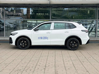 2026 Volkswagen Tiguan L Pro III (China Market), белый, 4990000 рублей, вид 3