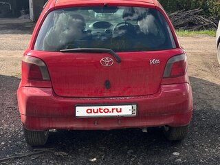 2001 Toyota Vitz I (P10), красный, 250000 рублей, вид 4