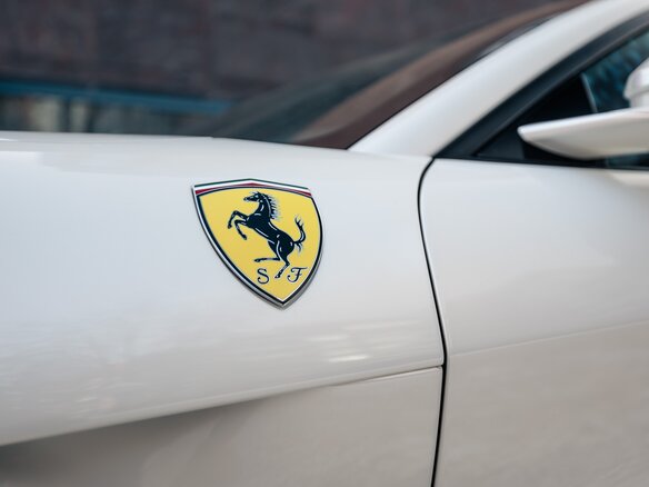 2014 Ferrari F12, белый, 26900000 рублей - вид 23