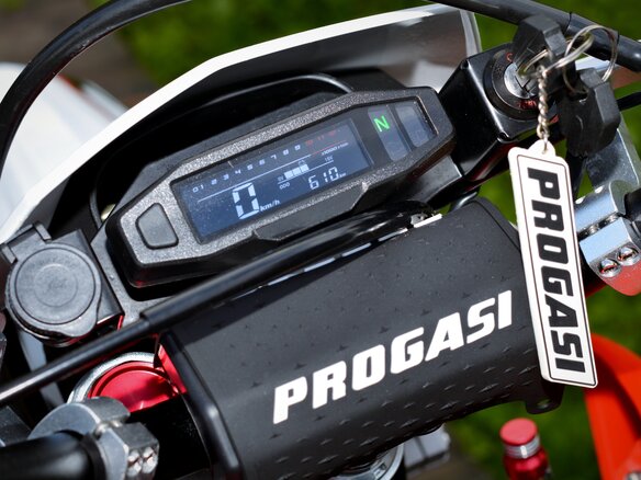 2025 Progasi Smart Max 150, красный, 95000 рублей - вид 13