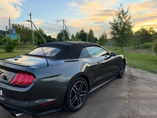 2017 Ford Mustang VI Рестайлинг, серый, 2550000 рублей, вид 5