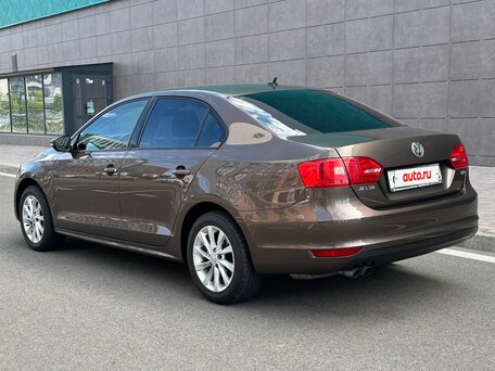 2012 Volkswagen Jetta VI, коричневый, 1265000 рублей, вид 5