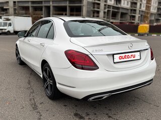 2019 Mercedes-Benz C-Класс 300 IV (W205) Рестайлинг, белый, 2500000 рублей, вид 4