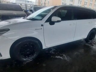 2017 Toyota Corolla Fielder XI (E160, E170, E180) Рестайлинг 1, белый, 900000 рублей, вид 3