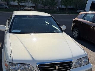 1997 Toyota Cresta V (X100), белый, 710000 рублей, вид 3