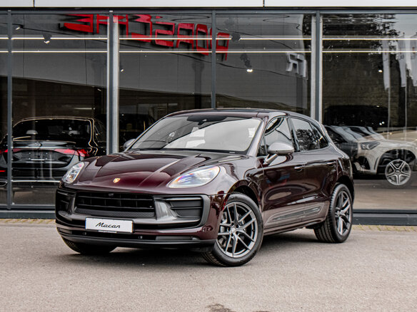 2026 Porsche Macan I Рестайлинг 2, коричневый
