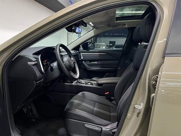 2023 Mazda CX-50, бежевый - вид 7