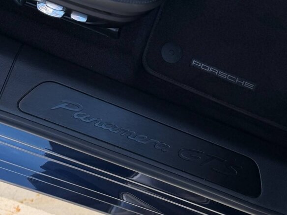 2021 Porsche Panamera GTS II Рестайлинг, синий, 8100000 рублей - вид 22