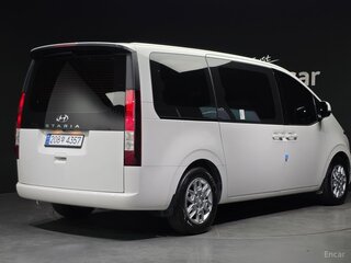 2023 Hyundai Staria I, белый, 5700000 рублей, вид 3