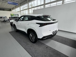 2026 Omoda C5 II, белый, 2399000 рублей, вид 4