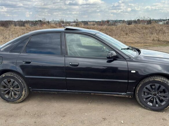 1999 Audi A4 I (B5) Рестайлинг, чёрный, 310000 рублей - вид 6