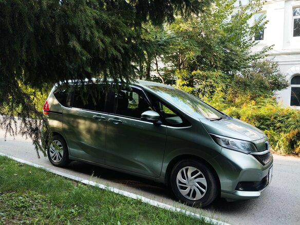 2021 Honda Freed II Рестайлинг, зелёный, 1850000 рублей - вид 8