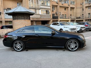 2014 Mercedes-Benz E-Класс 350 IV (W212, S212, C207) Рестайлинг, чёрный, 3250000 рублей, вид 2