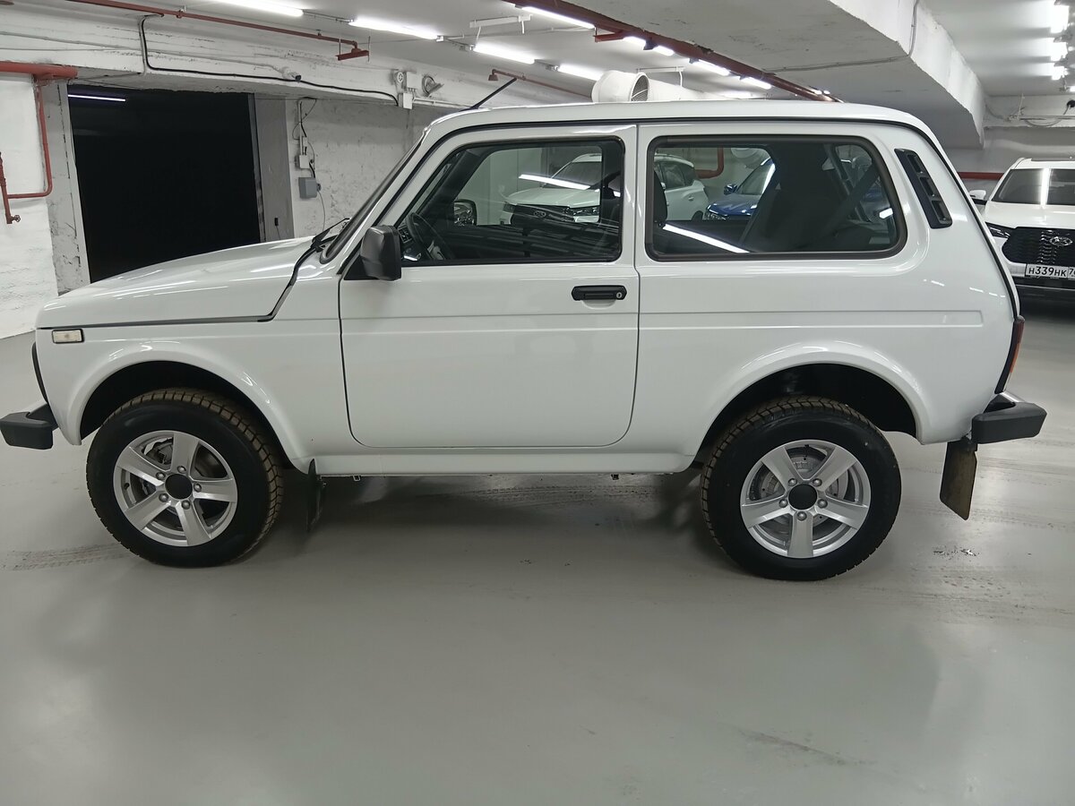 Открыть фотографии: Lada (ВАЗ) Niva Legend I